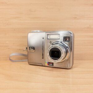 Kodak EasyShare C340 / 5MP Digital Camera / Silver
